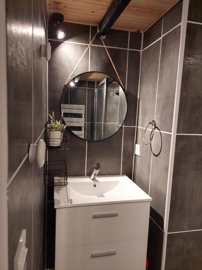 Appartement Mezzanine 6 Personnes Avec Balcon Vue Sur La Montagne Cauterets Exterior foto